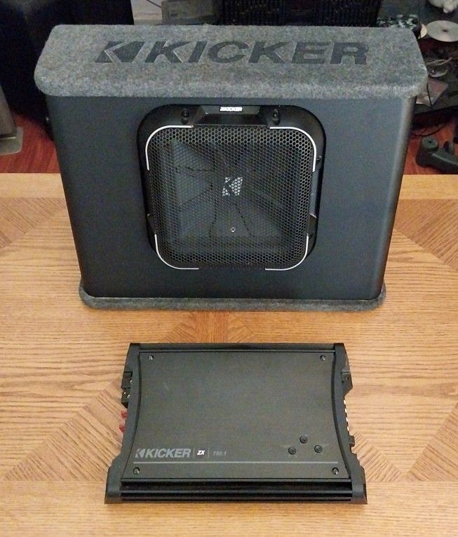 KICKER Q CLASS L7 10 SUB SUBWOOFER BOX ENCLOSURE KICKER ZX 750.1 AMP AMPLIFIER