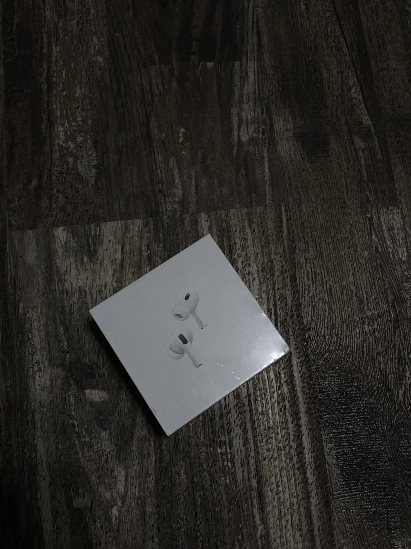 AirPods 2s