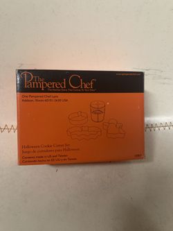 Pampered Chef Halloween Cookie Cutter Set #1097