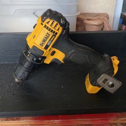 Dewalt 20v Hammer Drill 