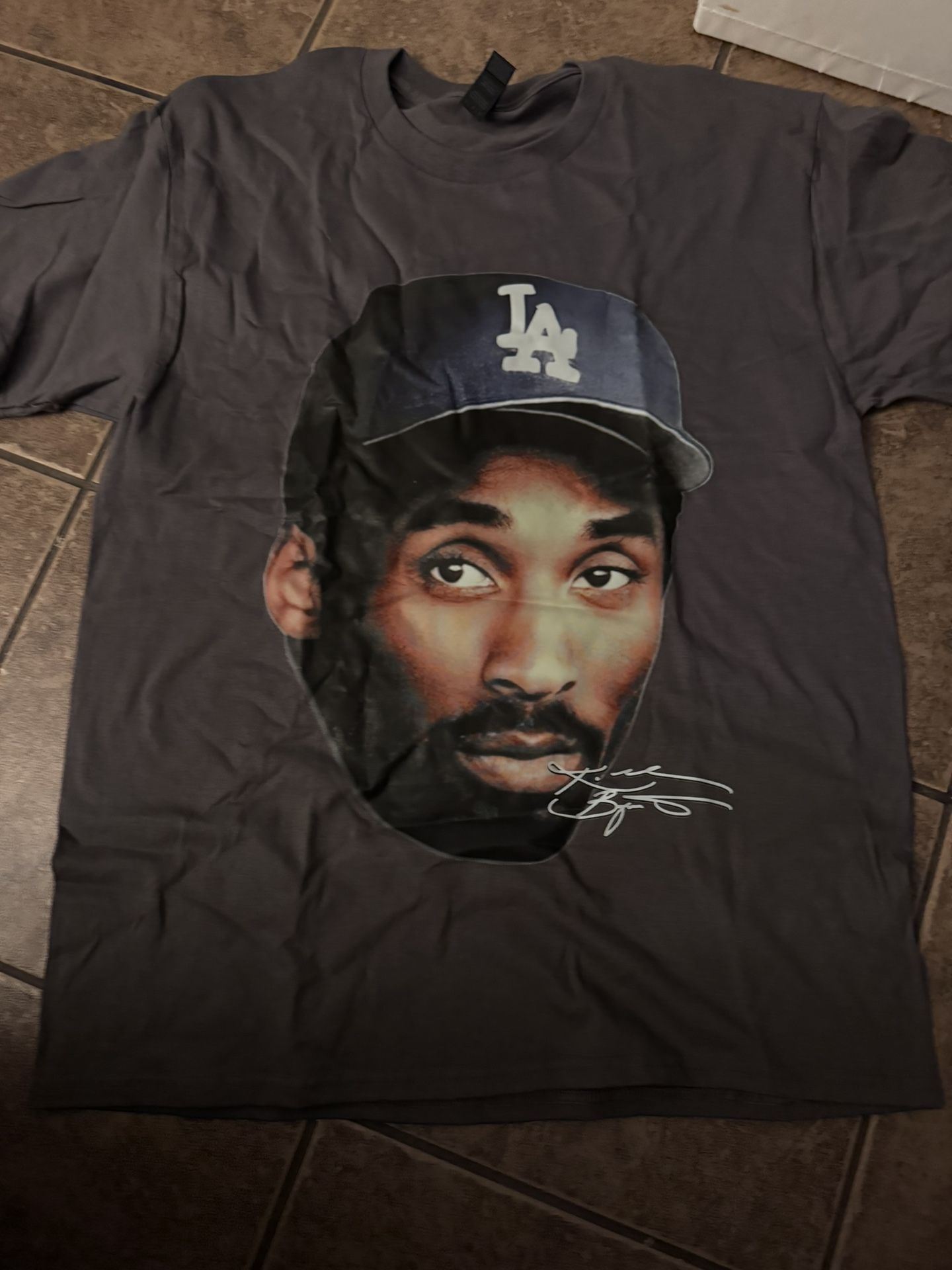 Kobe Bryant Dodgers Hat Shirt