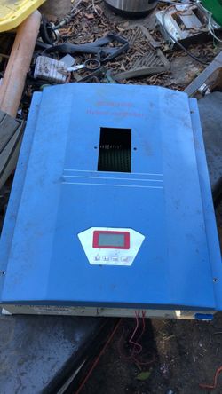 Wind/Solar Hybrid Controller
