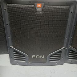  Bass Jbl 500  Eon 