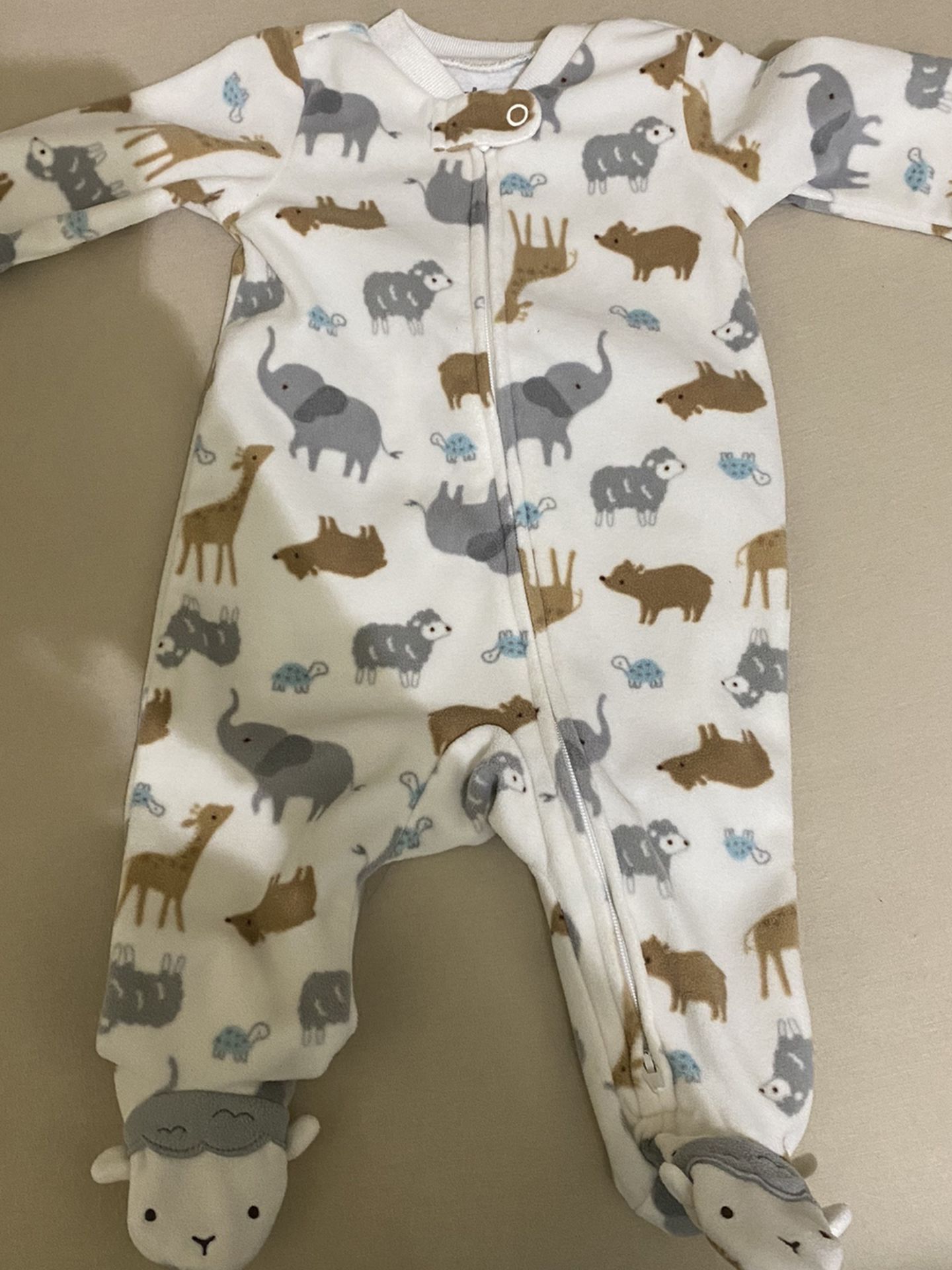 Baby Clothes // New Born And 0 - 3 Months