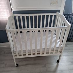 Mini Crib