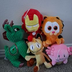 Lot of 5 Plushies 