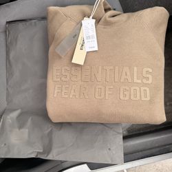 Woody Essintial Hoodie