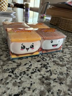 FIVE BELOW SMOOSHY S’MORE