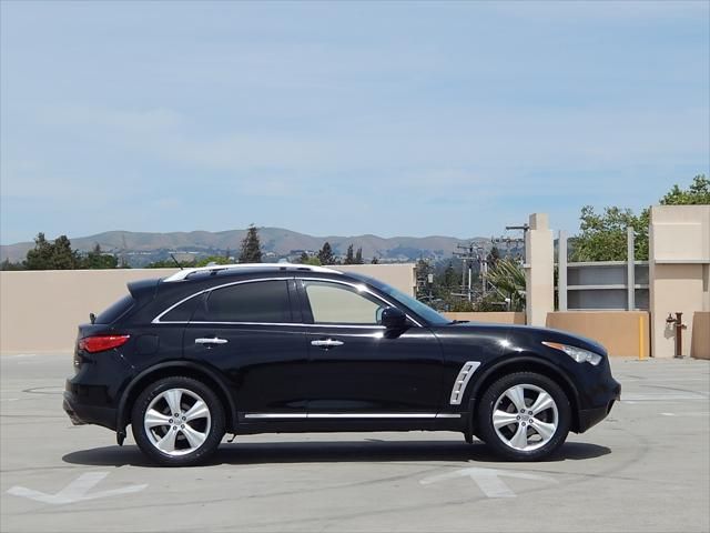 2010 INFINITI FX35