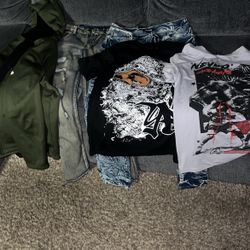 60$ Clothes Bundle 