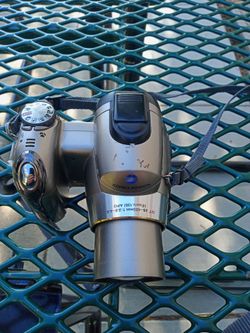 Konica Minolta DiMAGE Z6 Digital Camera - Tested & Working - 12x Optical Zoom - $60 OBO