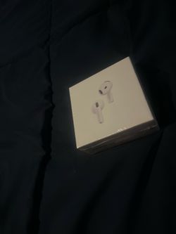 AirPods 4