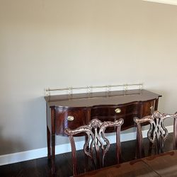 Commerce Field Dining Room Set