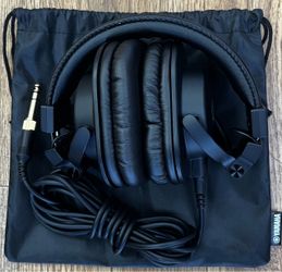 Yamaha HPH-MT5 Studio Monitor Headphones