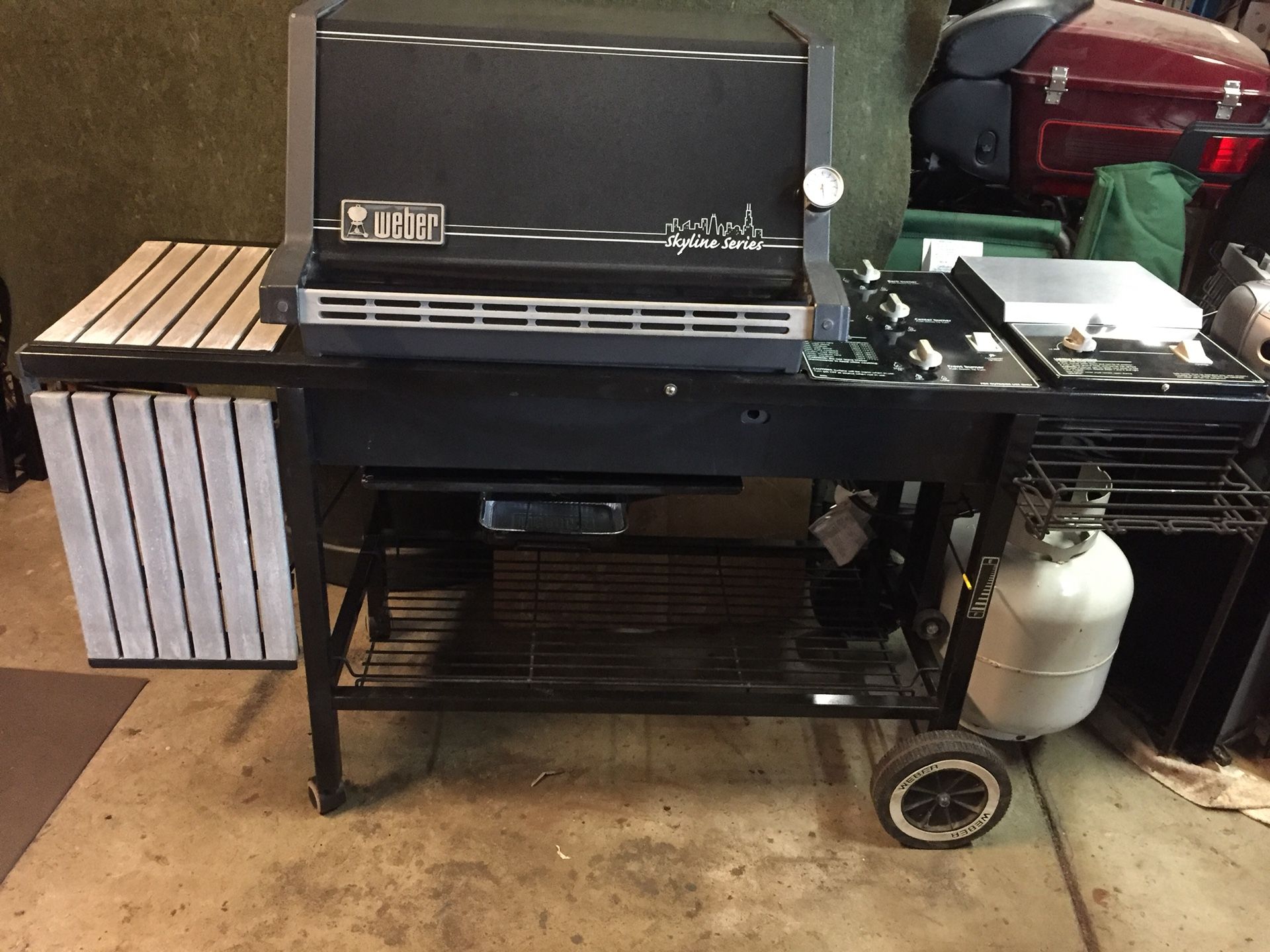 CLEAN Weber grill w/ sideburner
