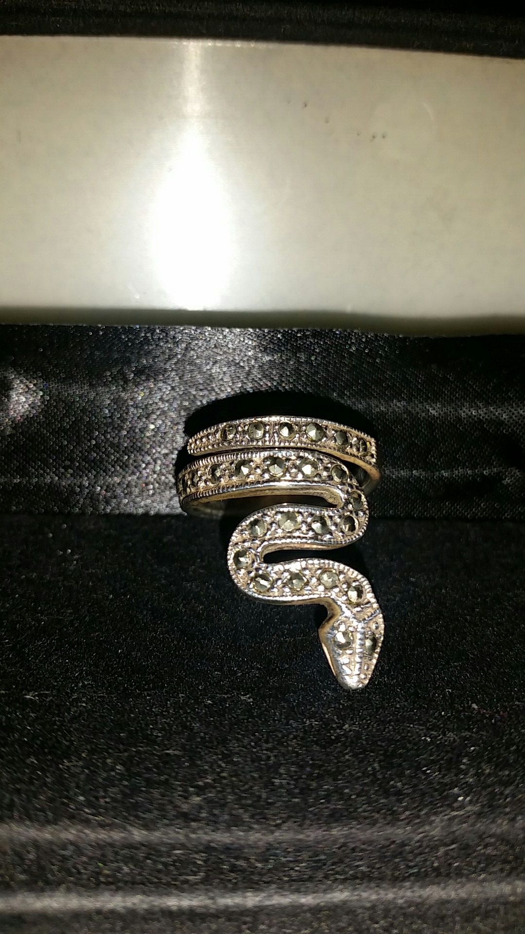 Snake Silver marcasite ring 925 stamp new size 8