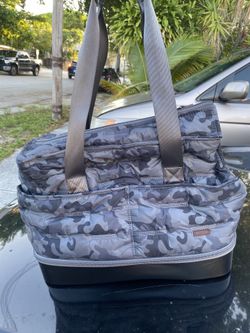 Reddy Blue Open Top Tote for Dogs, 16" L X 8" W X 13" H