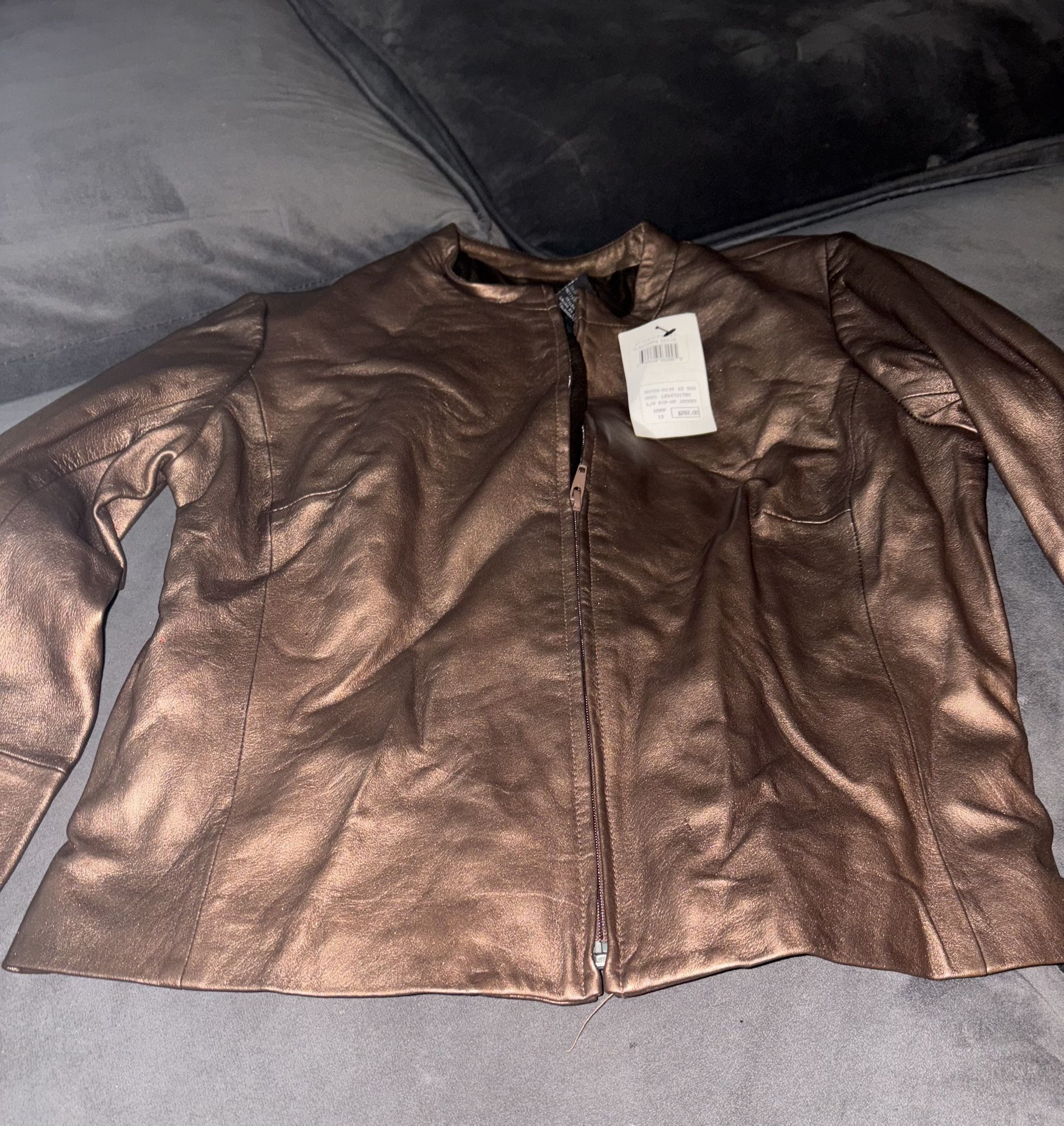 BCBGMAXAZRIA LEATHER JACKET