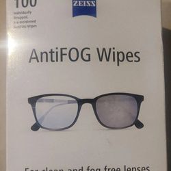 ZEISS - ANTI FOG PRE-MOISTENED LENS INDIVIDUALLY WRAPPED CLEANING WIPES