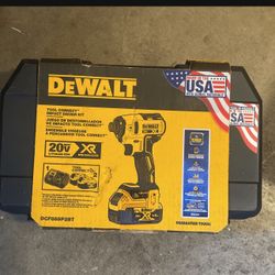 DeWalt 20v Max XR Brushless 1/4” Impact Driver With 2 Batteries 20v 5.0 AH Batteries And Charger