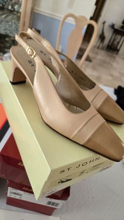 St John New 7B Shoes Vintage Leather pump shoes