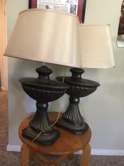Twin lamps