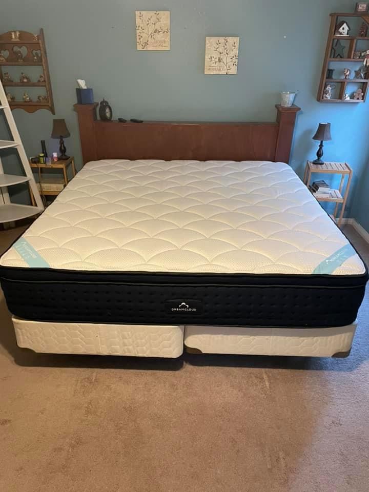 Dreamcloud Premier King Mattress Bed