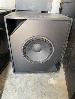 QSC DCS Professional Cinema Speaker 18” Subwoofer SB-7118 600 Watt 8 Ohms