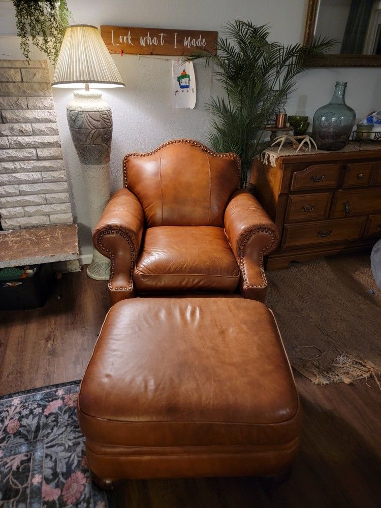 Lexington Club Chair with Matching Ottoman