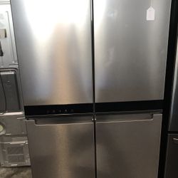 Refrigerator 