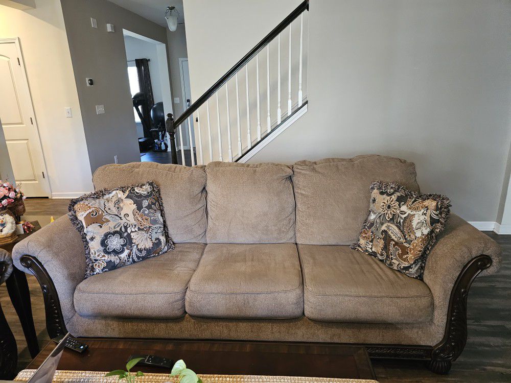 Sofa With Cushions
