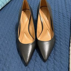 Jessica Simpson Women’s heels 