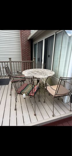 Outdoor table with umbrella hole, 4 chairs