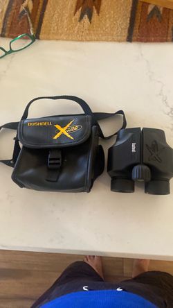 Bushnell Binoculars 10x25 with Carrying Case and Strap