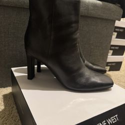 Nine West Booties Size 9 1/2 Only Wore Once 