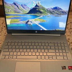 Laptop HP 15" Ryzen 7 1.80 Ghz 1TB 16 GB