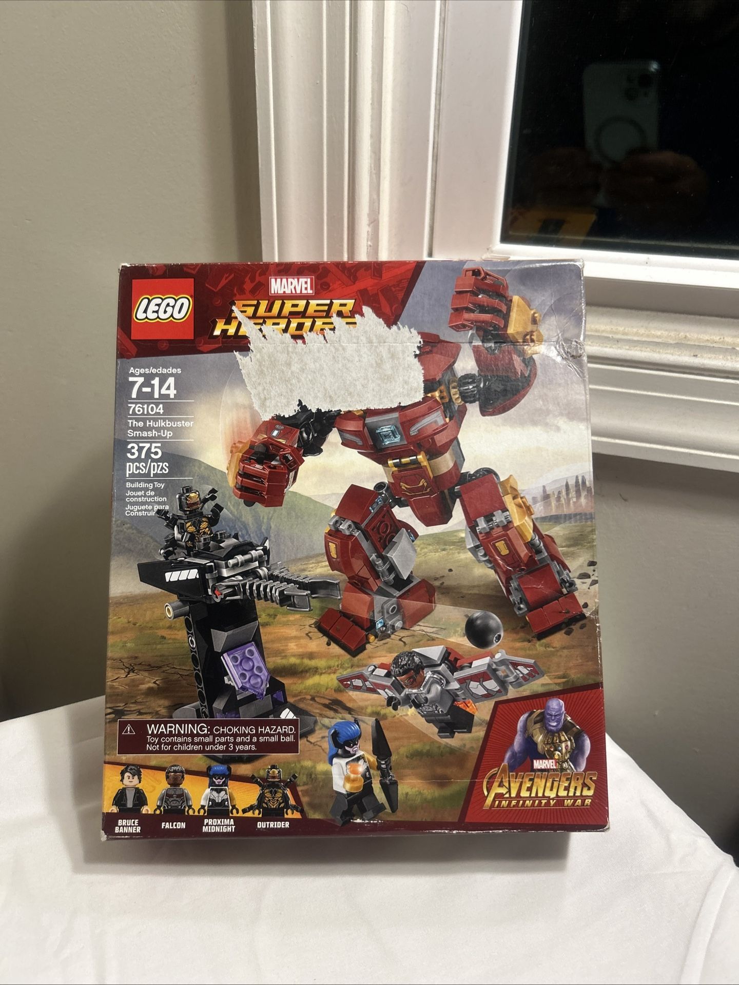 LEGO 76104 The Hulkbuster Smash-Up  New 375 Pcs