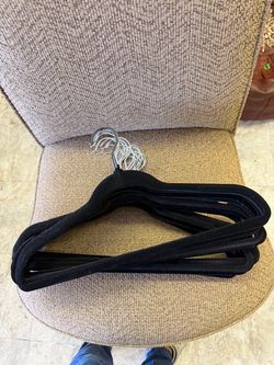 40 non slip hangers