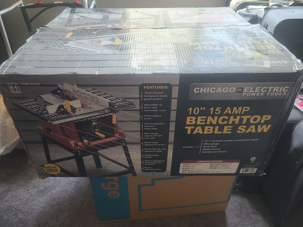 Bench Top Table Saw W Blade 