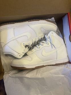 Dunk High Sail Gum Size 9 Women