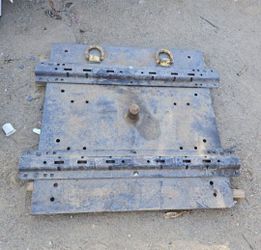 5th wheel plate and gooseneck