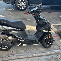 Moto Scooter 