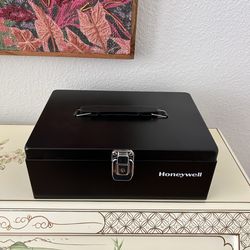 Honeywell Standard Powder Coated Steel Cash Box with Keyed Lock (Keys Included)