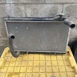 G35 Radiator 
