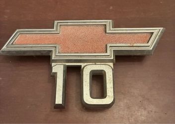 Chevy emblem 67-68