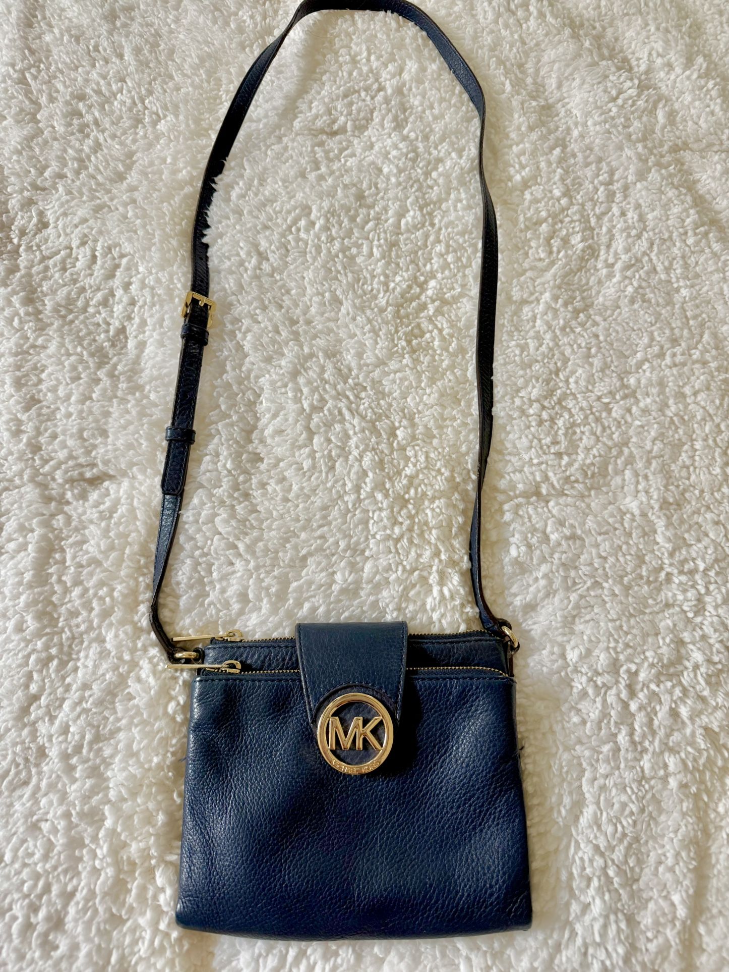 Leather Crossbody Blue Michael Kors