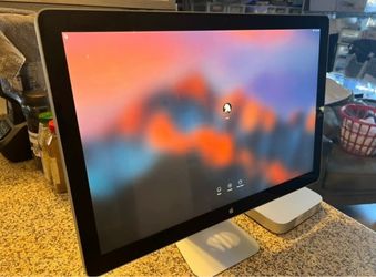 Apple Cinema Display 24”