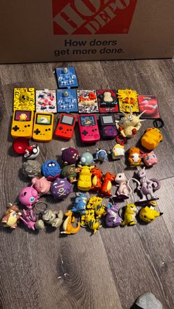 Large Pokémon Toy & Keychain Collection Lot
