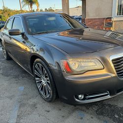 2013 Chrysler 300