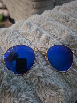 Ray-Ban Round Metal sunglasses, model RB3447